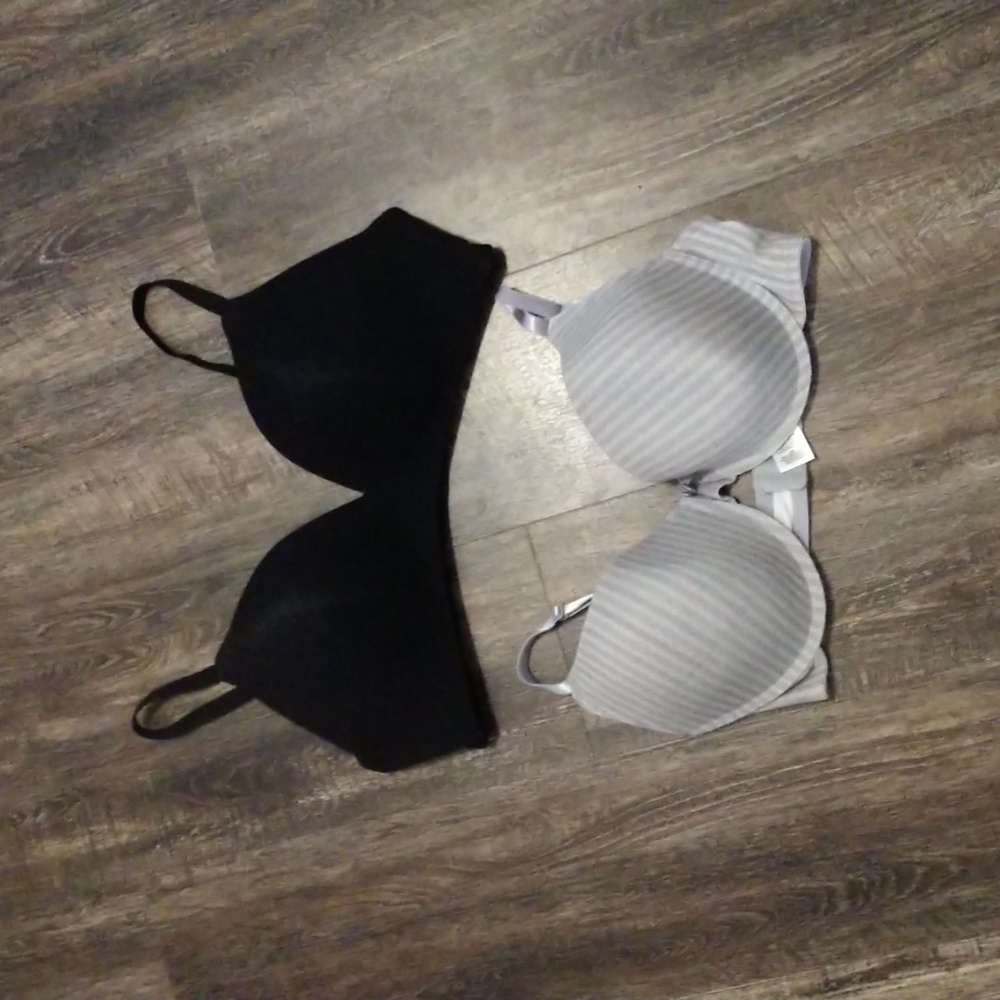 2 women's bras, one wireless Ambrielle and one wire bra with no name both 38 D